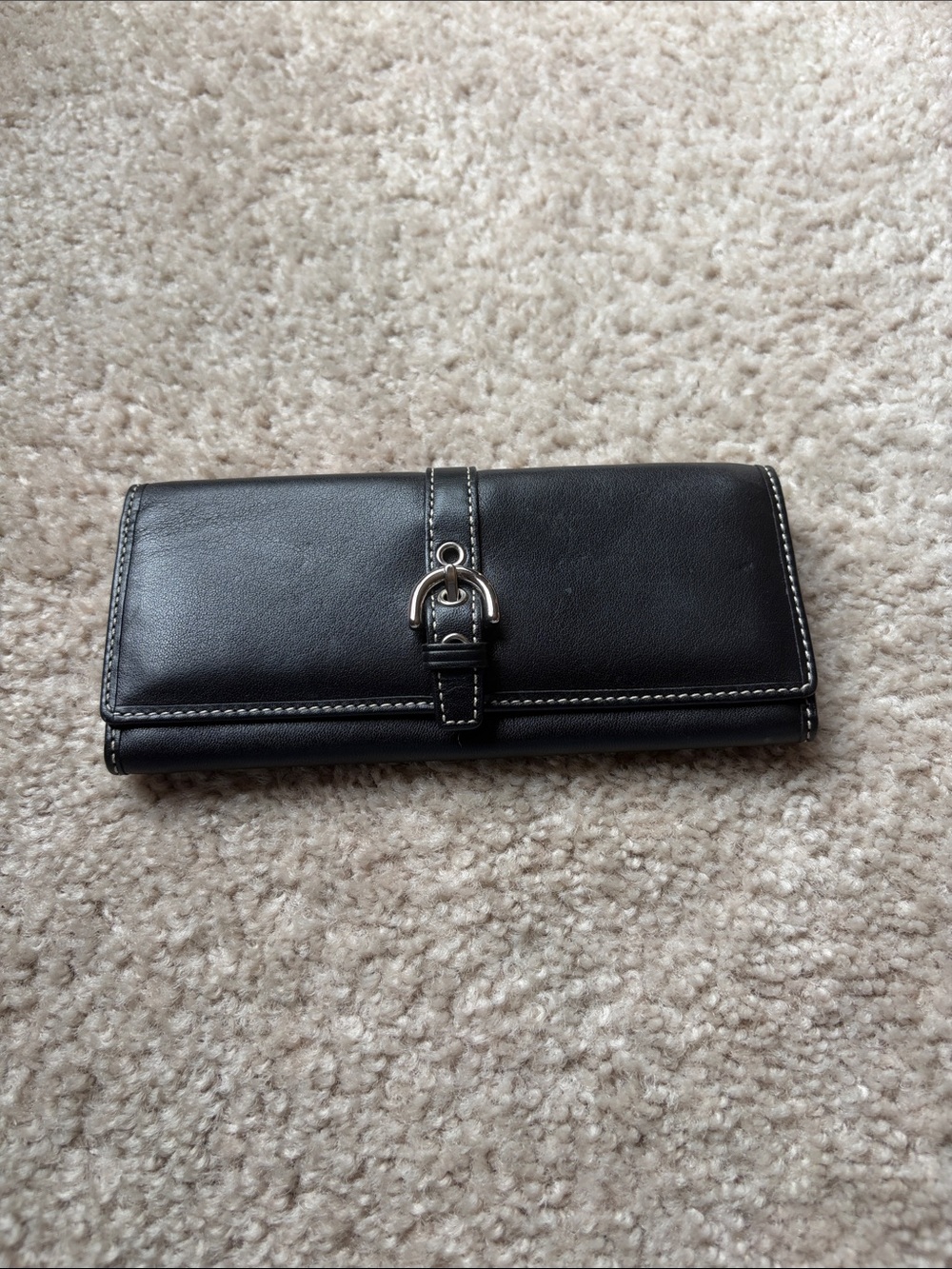 Coach vintage soho Leather Wallet with Silver Buckle - Women Accessories